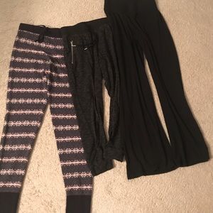 Bundle of GAP XS bottoms